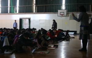 小学校（3年生）国際理解授業
